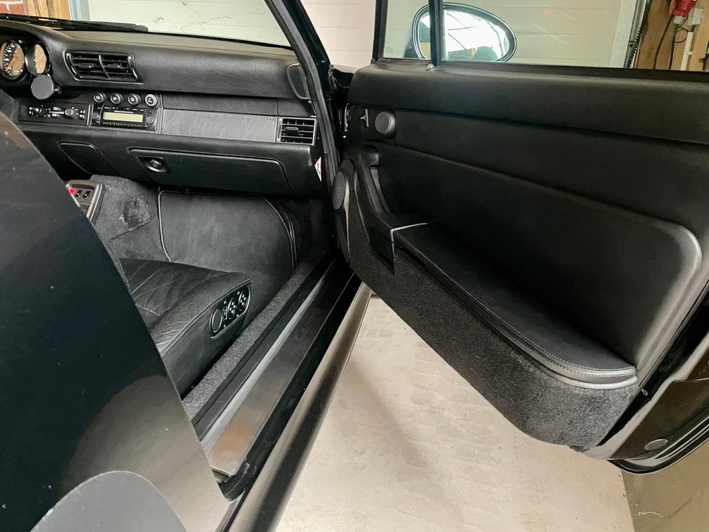 Porsche 993 Carrera 4S