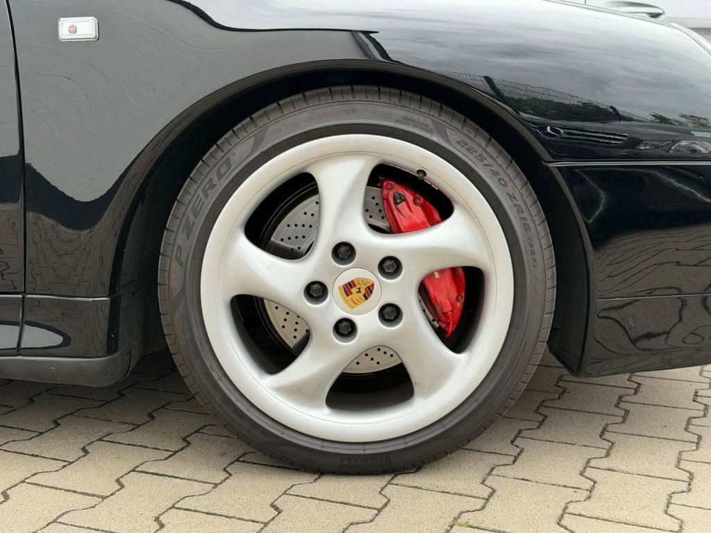 Porsche 993 Carrera 4S