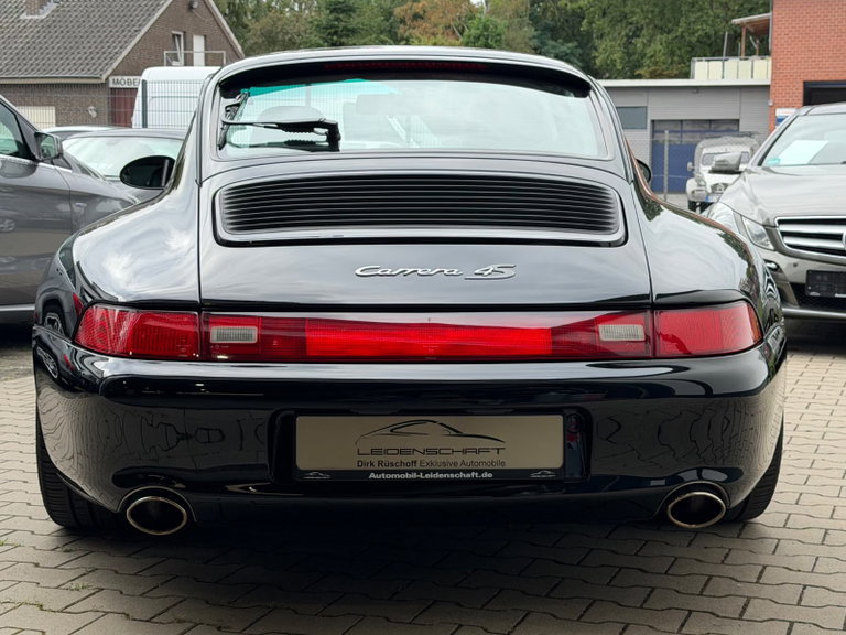 Porsche 993 Carrera 4S