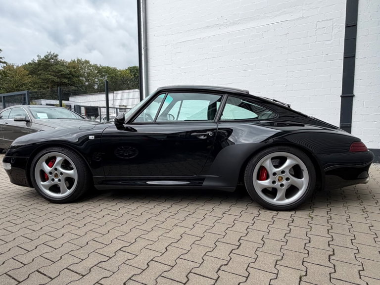 Porsche 993 Carrera 4S