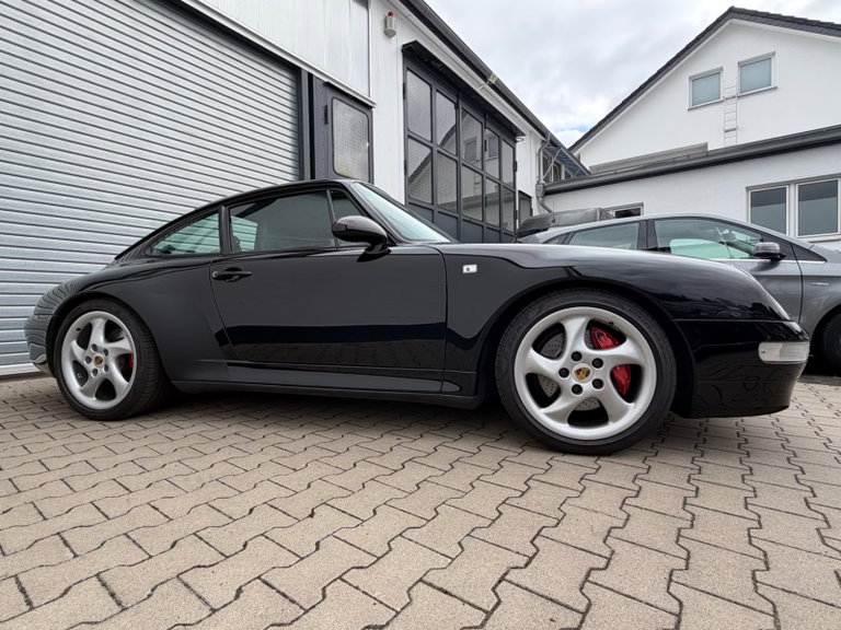 Porsche 993 Carrera 4S