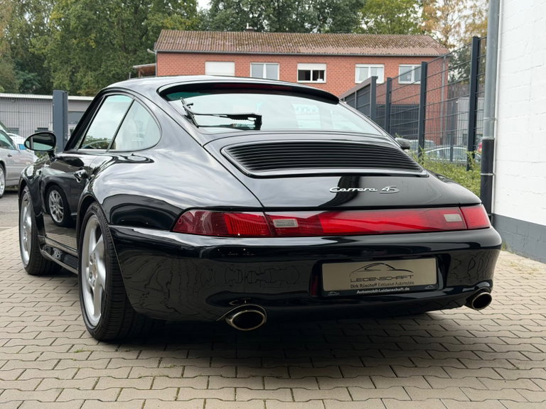 Porsche 993 Carrera 4S