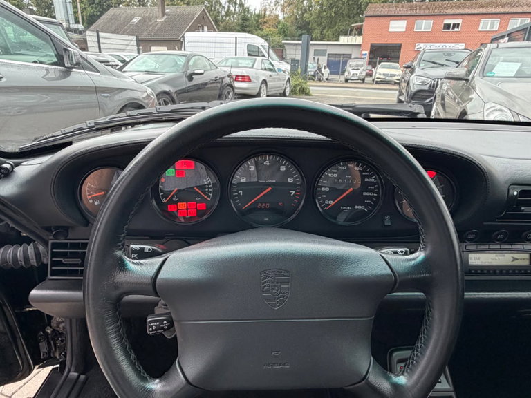 Porsche 993 Carrera 4S