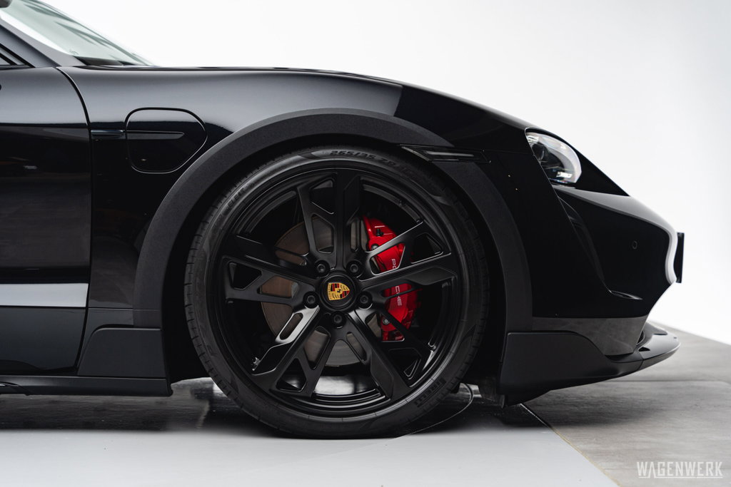 Porsche Taycan 4S Cross Turismo
