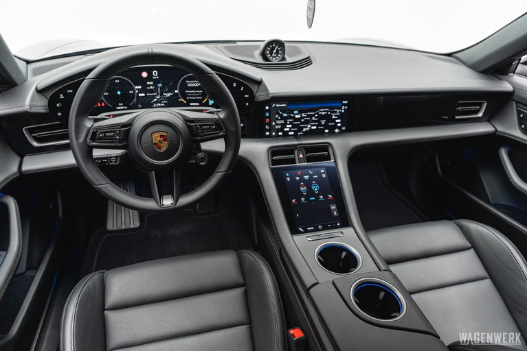 Porsche Taycan 4S Cross Turismo