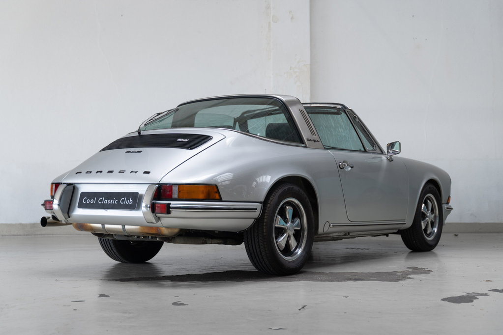 Porsche 911 E