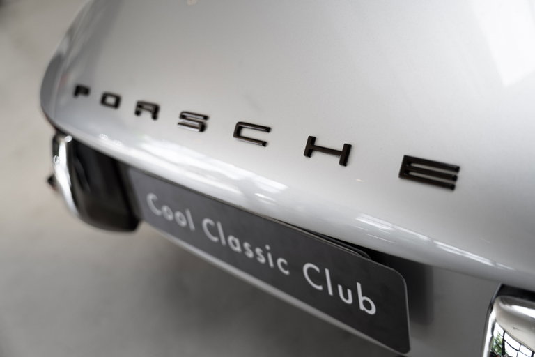 Porsche 911 E