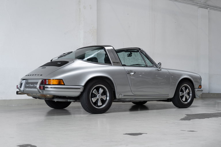Porsche 911 E