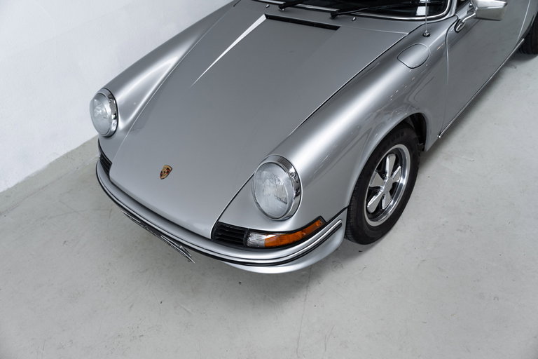 Porsche 911 E