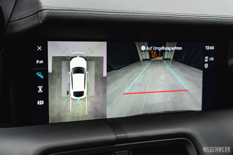 Porsche Taycan 4S Cross Turismo