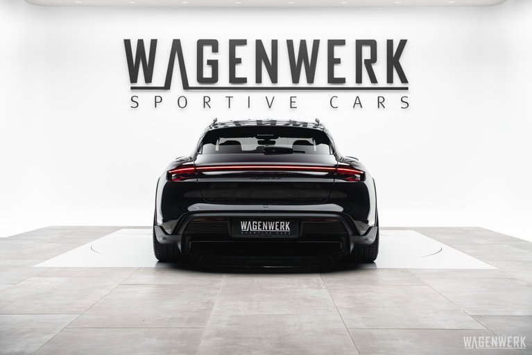 Porsche Taycan 4S Cross Turismo