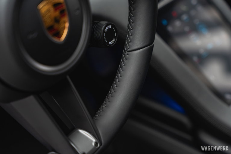 Porsche Taycan 4S Cross Turismo