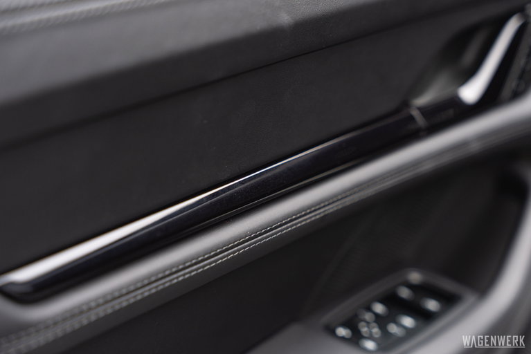 Porsche Taycan 4S Cross Turismo