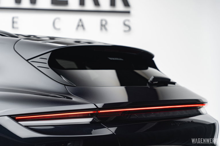 Porsche Taycan 4S Cross Turismo