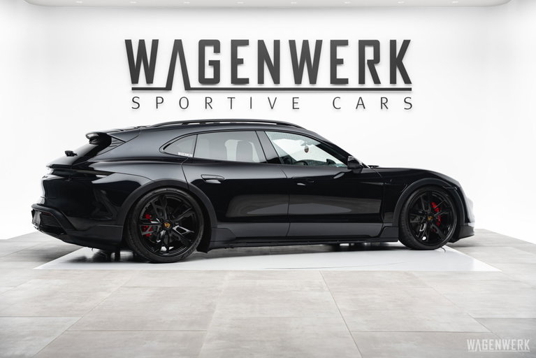 Porsche Taycan 4S Cross Turismo