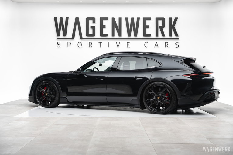 Porsche Taycan 4S Cross Turismo