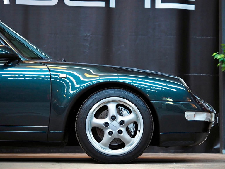 Porsche 993 Carrera 4