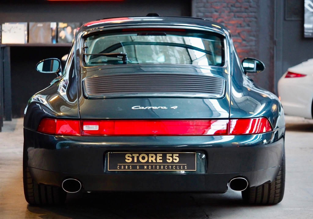 Porsche 993 Carrera 4