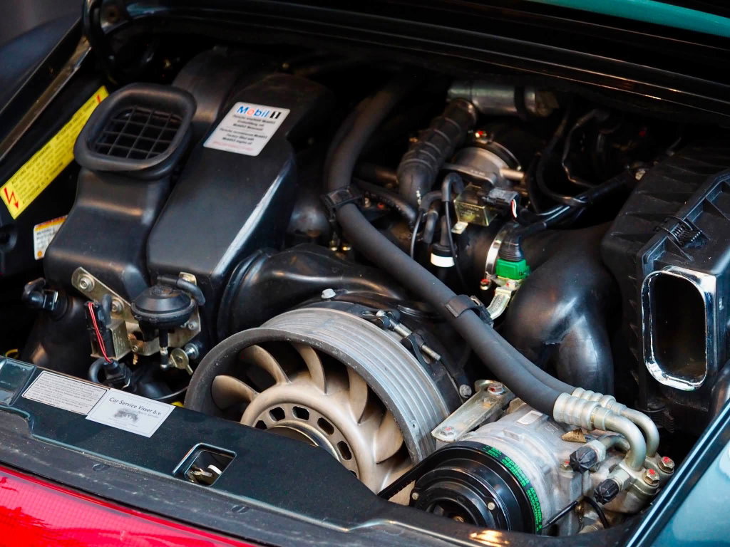 Porsche 993 Carrera 4