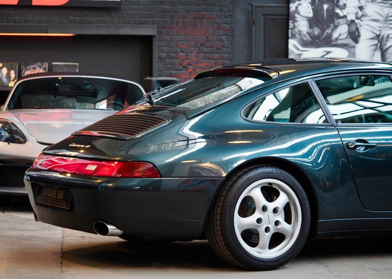 Porsche 993 Carrera 4