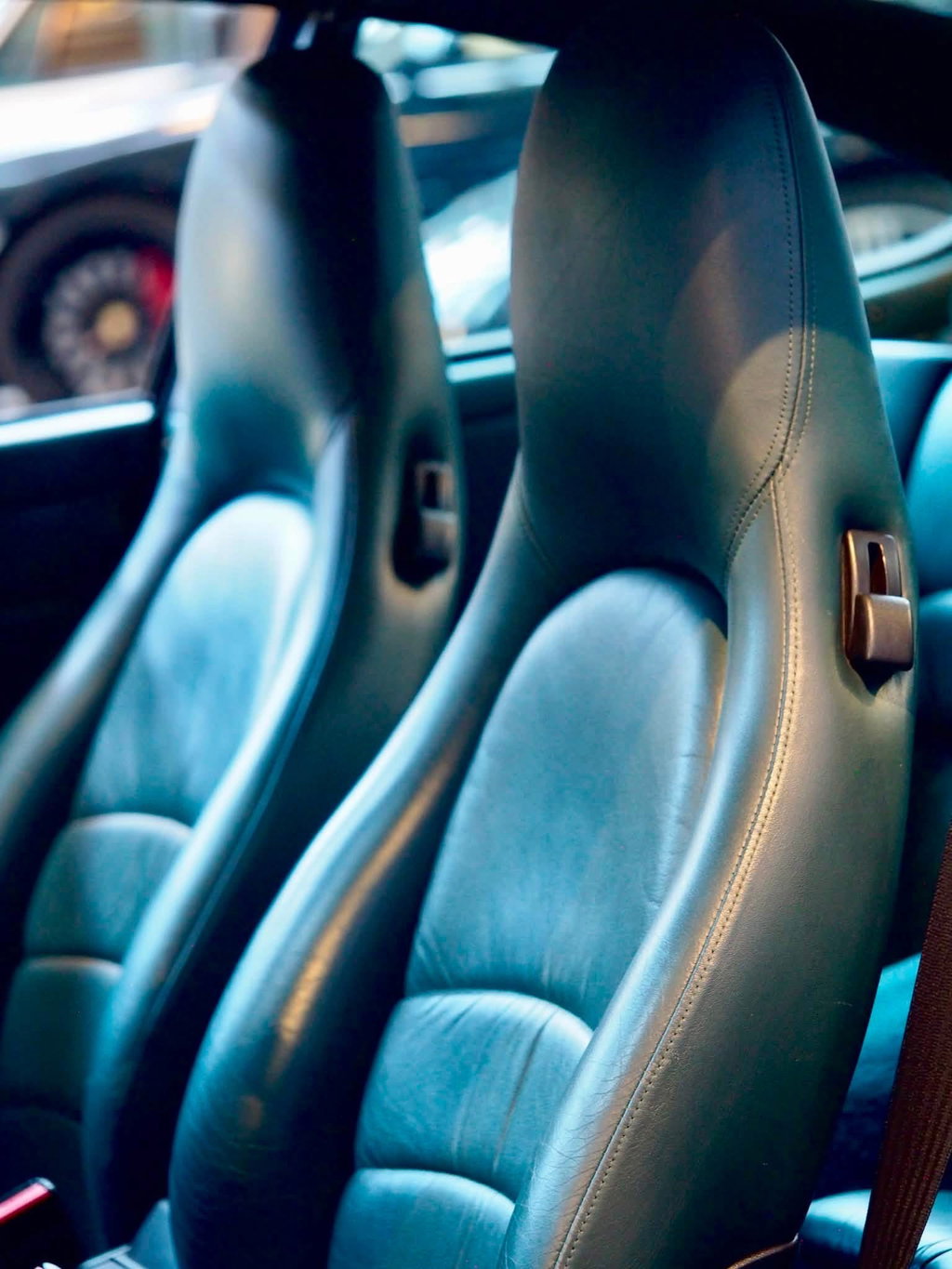 Porsche 993 Carrera 4