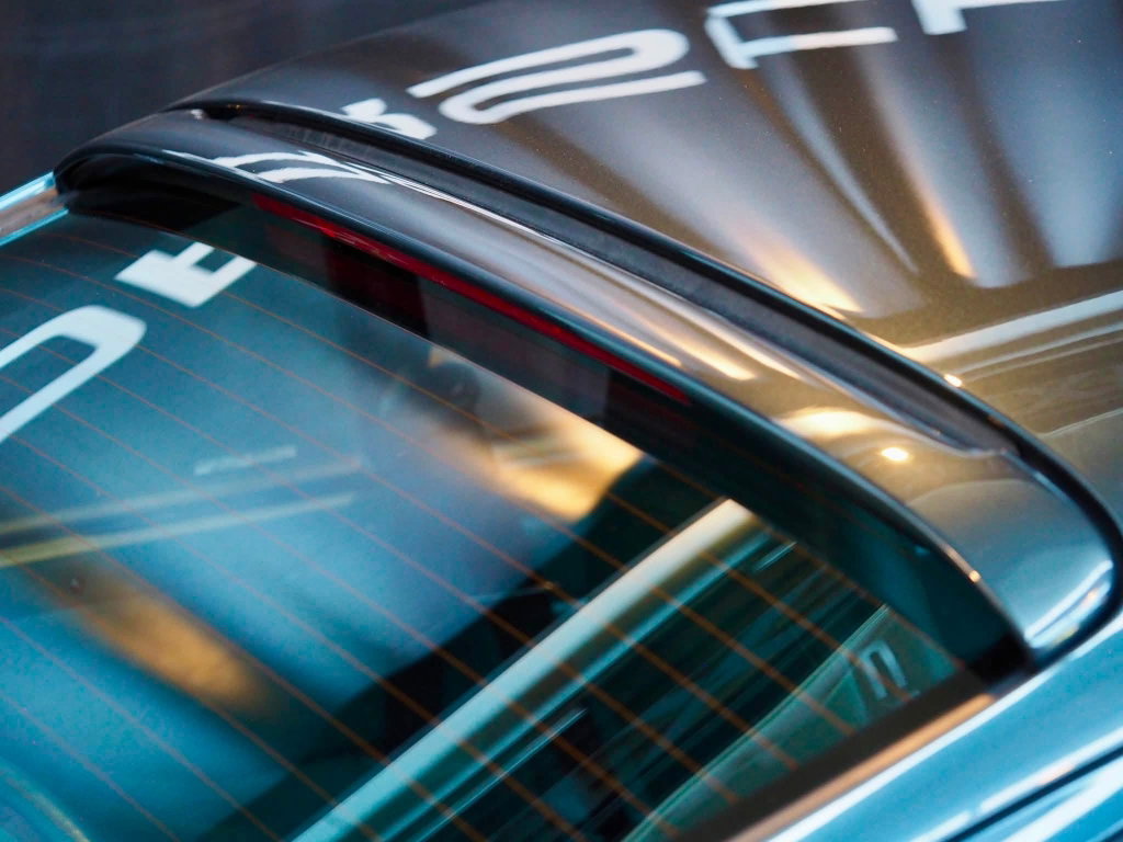 Porsche 993 Carrera 4