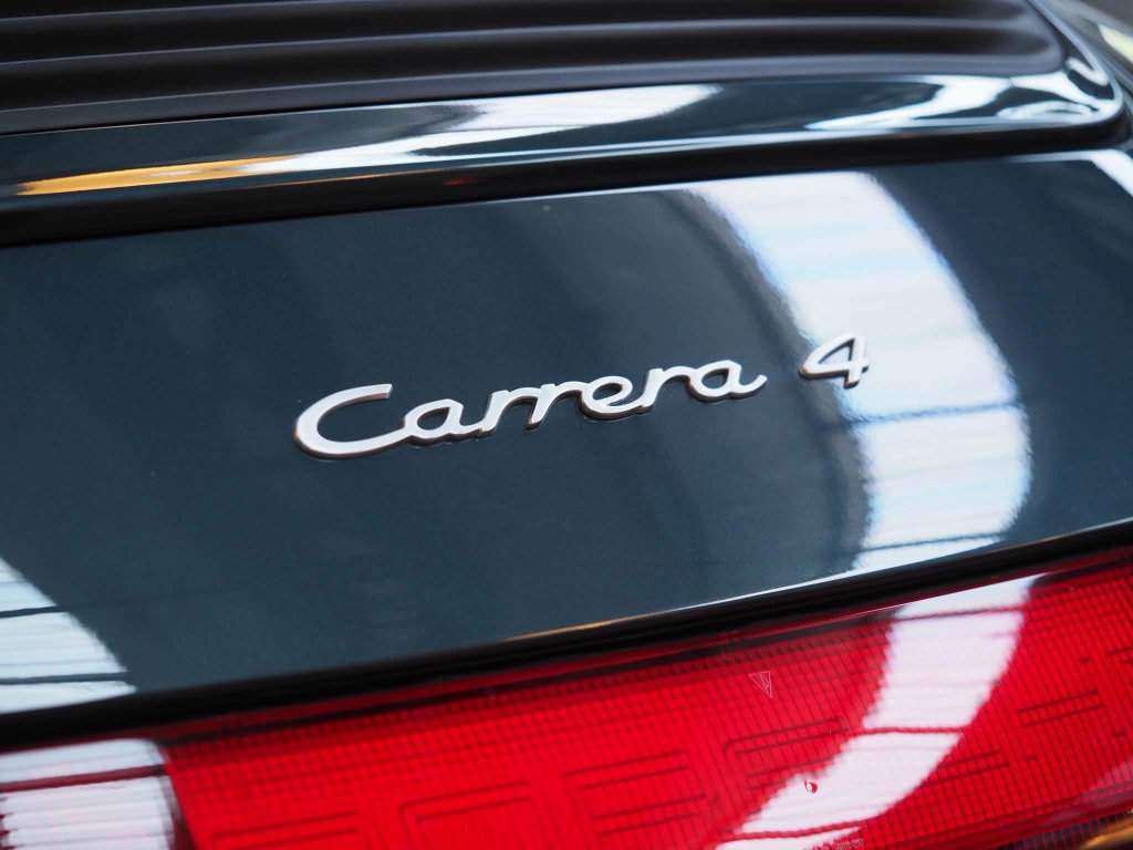 Porsche 993 Carrera 4