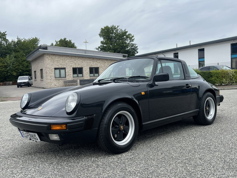 Porsche 911 Carrera 3.2