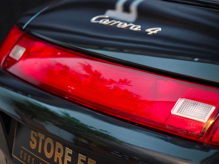 Porsche 993 Carrera 4