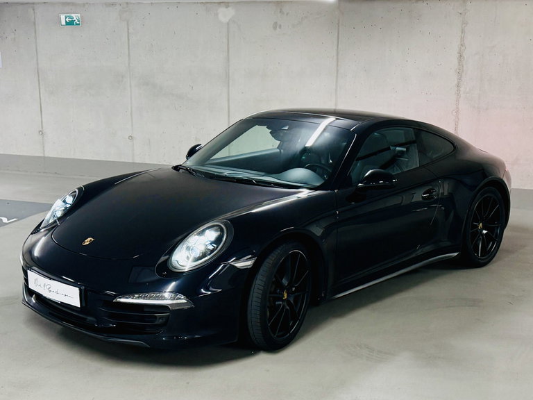 Porsche 991 Carrera 4 Black Edition