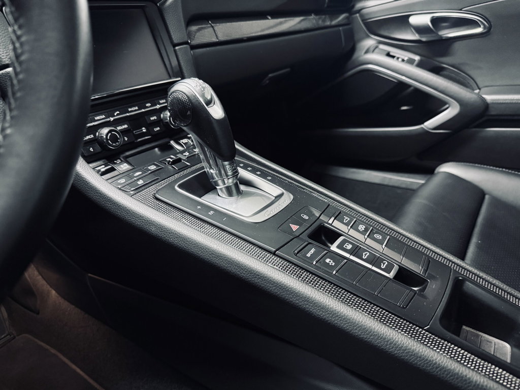 Porsche 991 Carrera 4 Black Edition