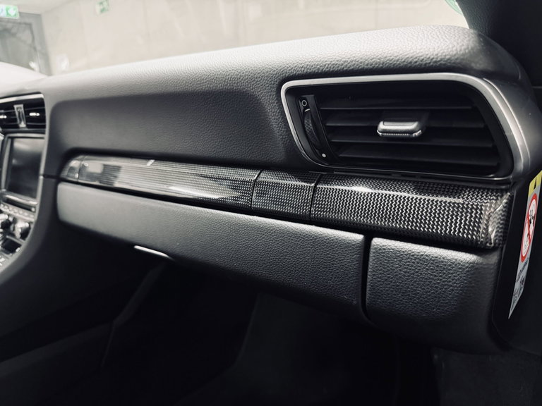 Porsche 991 Carrera 4 Black Edition