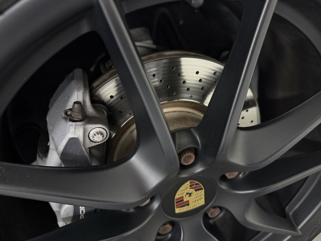 Porsche 991 Carrera 4 Black Edition