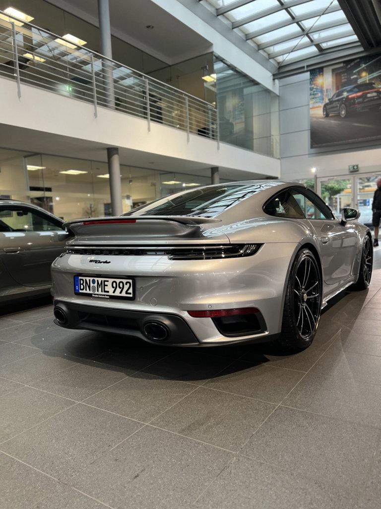 Porsche 992 Turbo