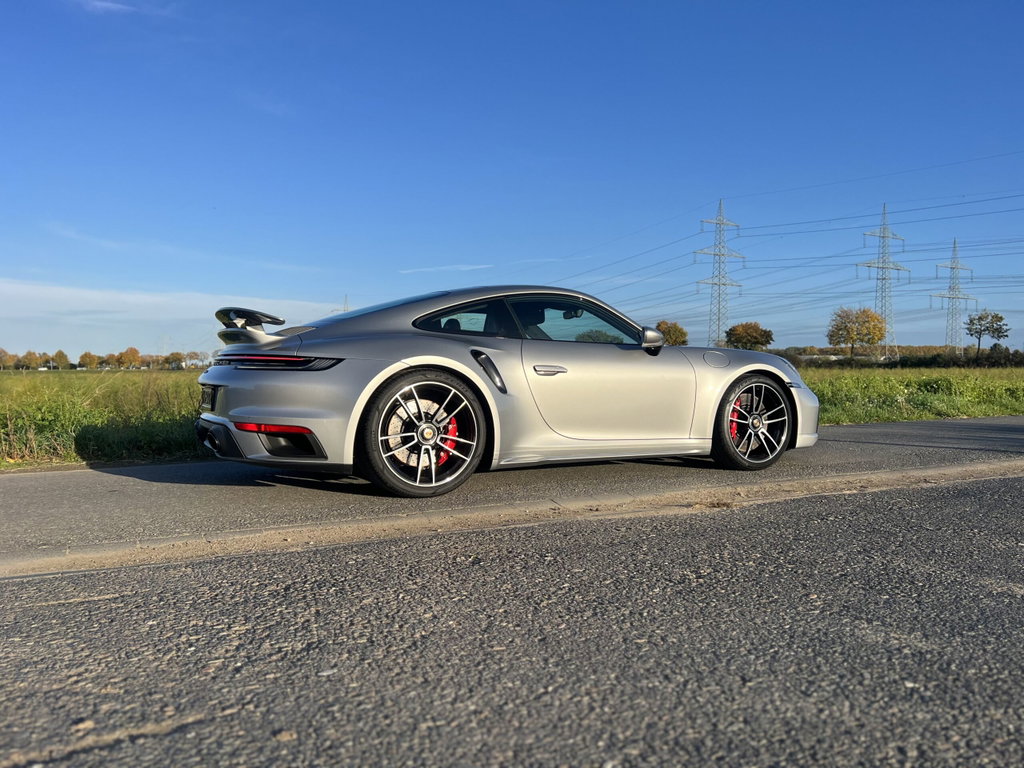 Porsche 992 Turbo