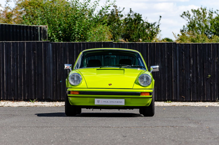 Porsche 911 Carrera 2.7