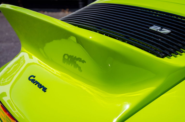 Porsche 911 Carrera 2.7