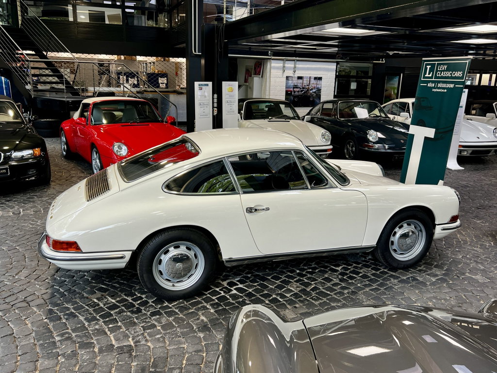 Porsche 911 (F-Modell)