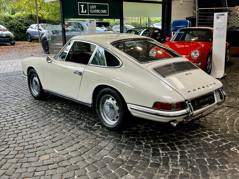 Porsche 911 (F-Modell)