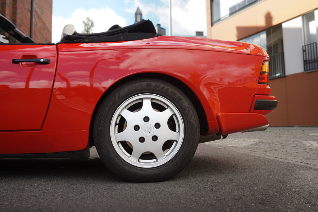 Porsche 944 S2 Cabriolet