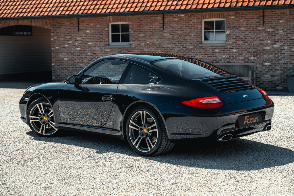 Porsche 997.2 Carrera Black Edition
