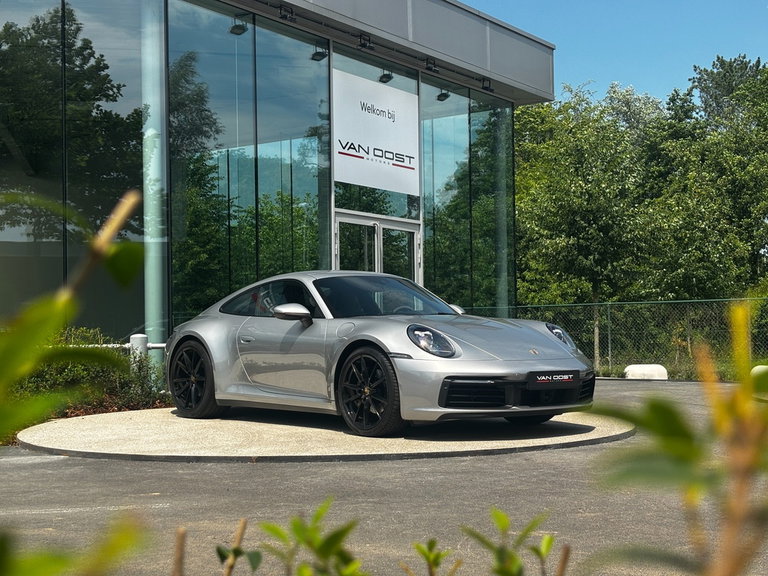 Porsche 992 Carrera