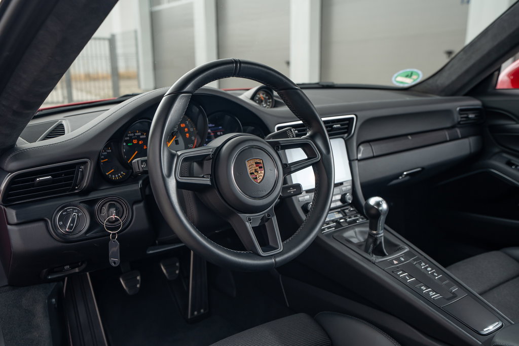 Porsche 991.2 GT3 Touring