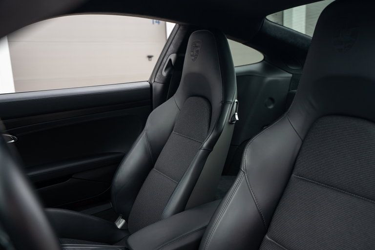 Porsche 991.2 GT3 Touring