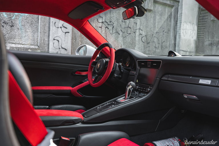 Porsche 991.2 GT2 RS