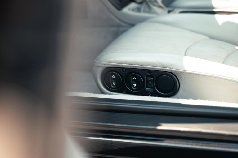Porsche 993 Carrera 4