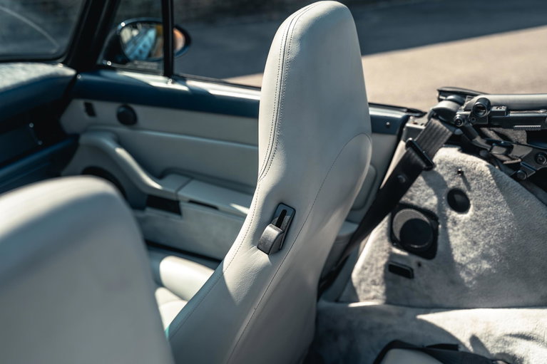 Porsche 993 Carrera 4