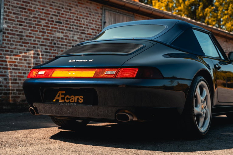 Porsche 993 Carrera 4