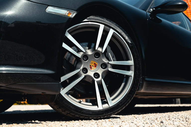 Porsche 997.2 Carrera Black Edition