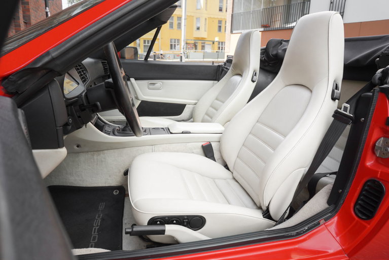 Porsche 944 S2 Cabriolet
